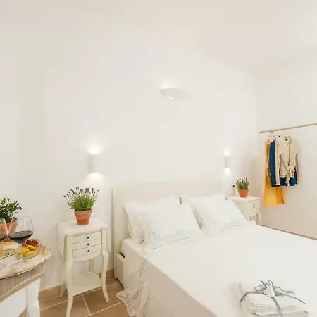 Masseria Monache Bed & Breakfast 4*