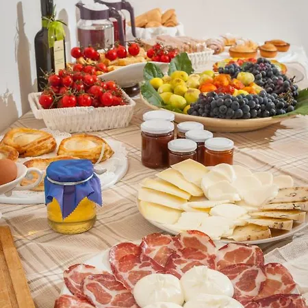 Masseria Monache Bed & Breakfast 4*