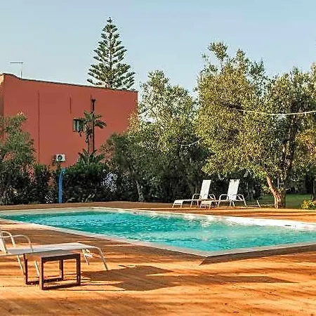 Masseria Monache Oda ve Kahvaltı San Pietro Vernotico